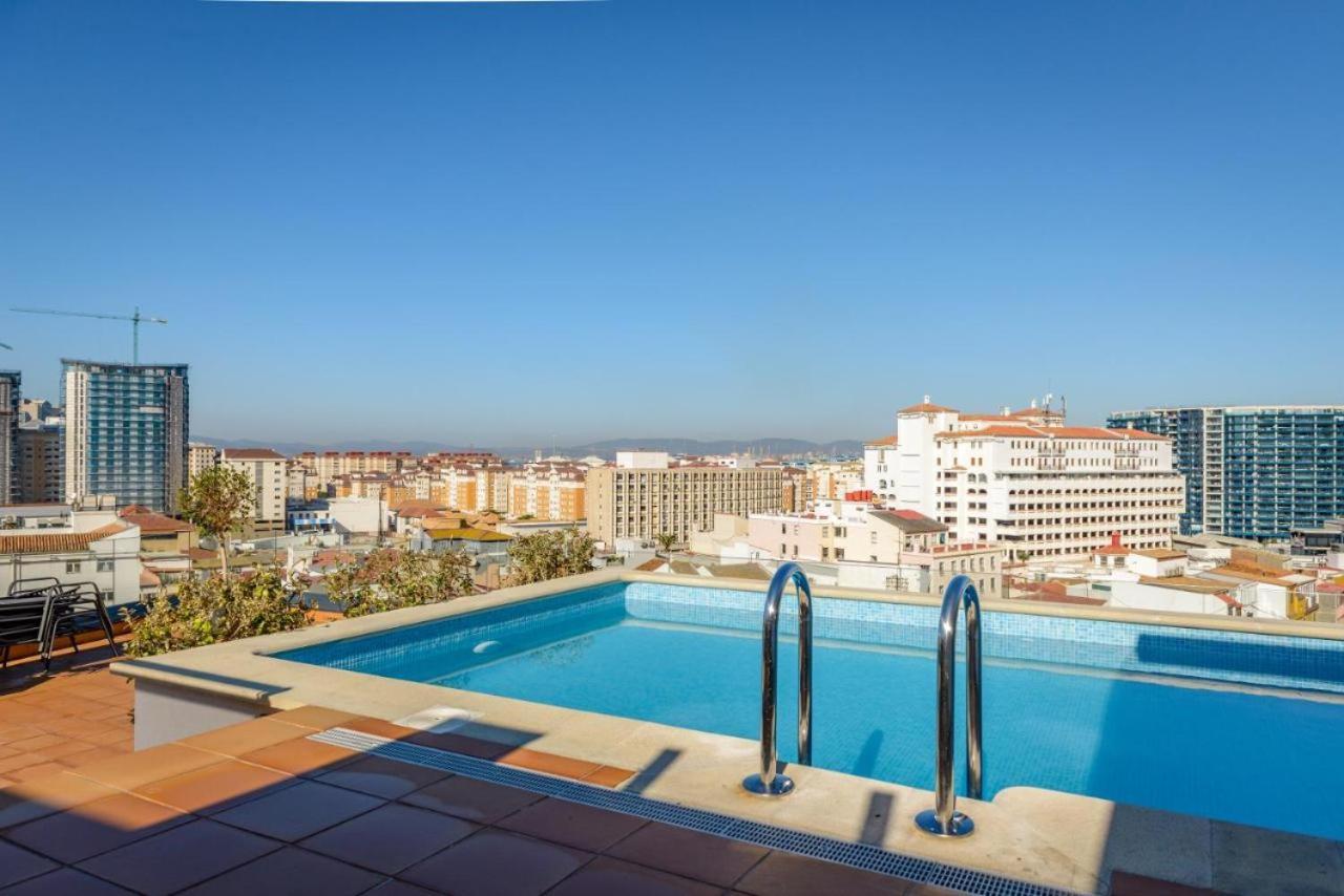 Gibraltar Central Suites Exteriér fotografie