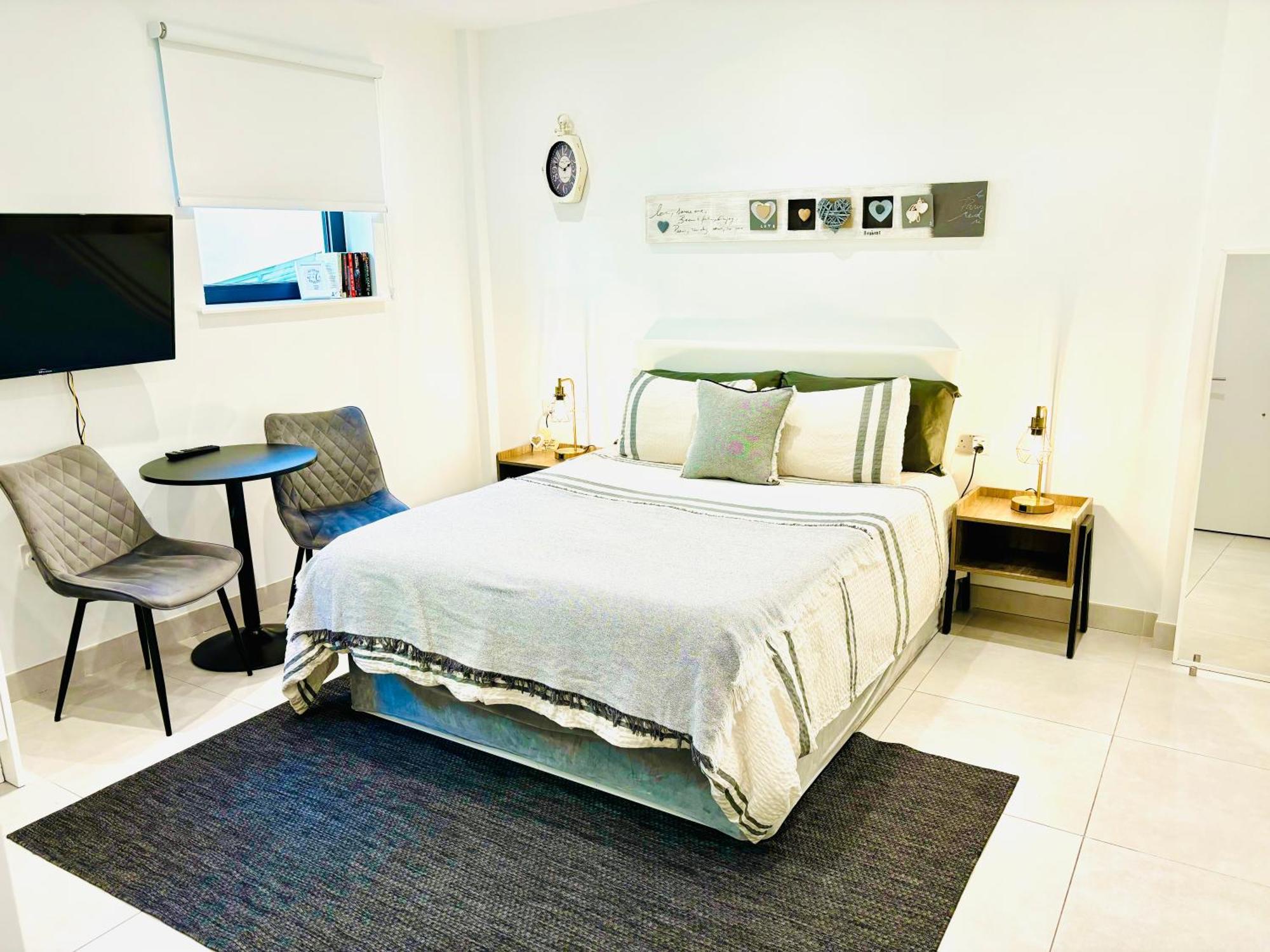 Gibraltar Central Suites Exteriér fotografie