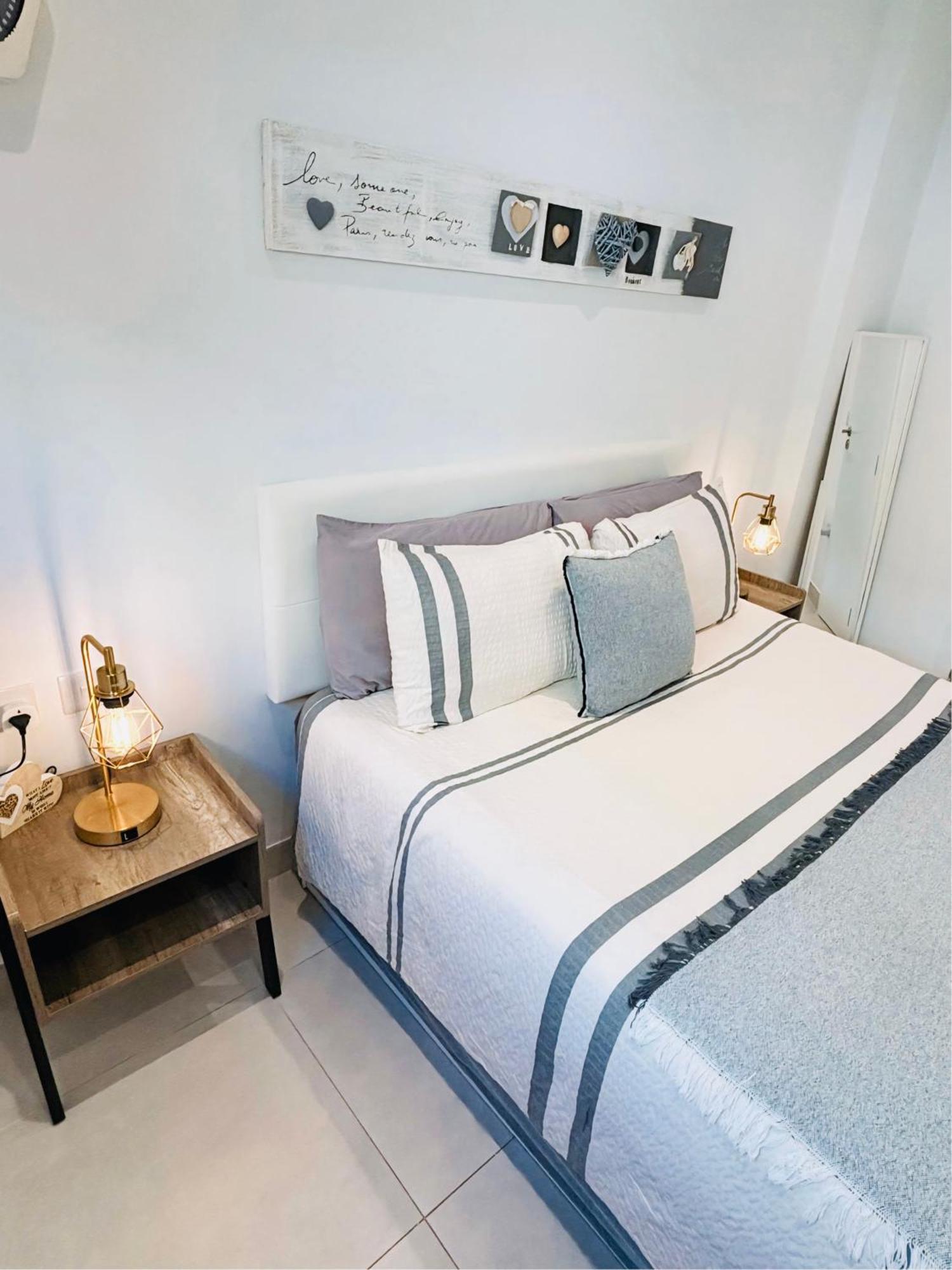 Gibraltar Central Suites Exteriér fotografie